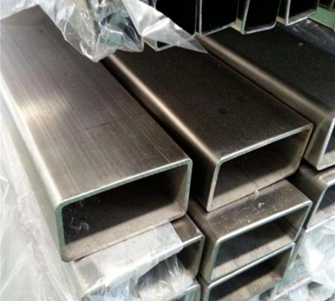 薄壁無縫方矩管.jpg 薄壁無縫方矩管.jpg